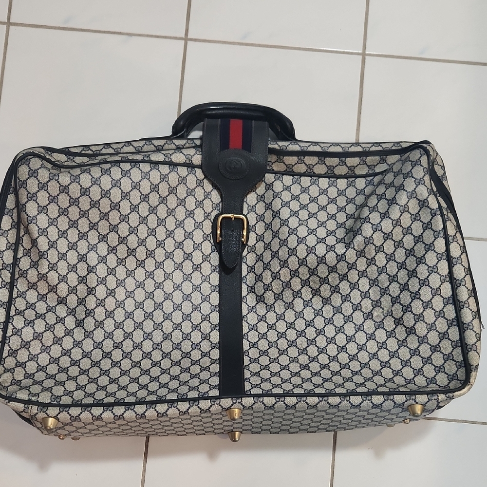 Gucci ⁸Designer Monogram Duffel Bag in Beige and Navy